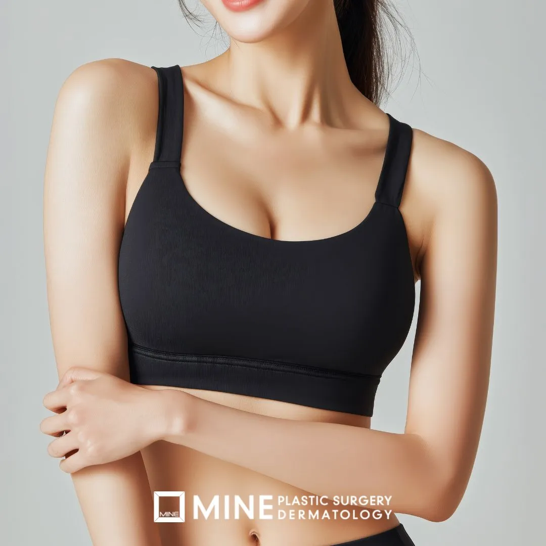 Timeline showing breast reduction scar changes over time