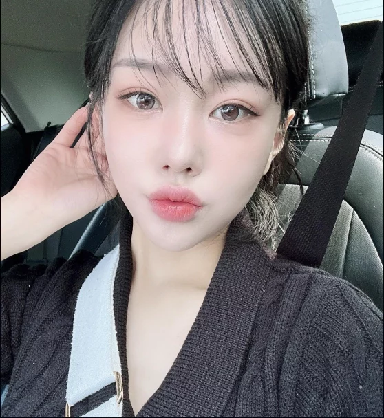 마인 성형외과 성형 수술 리얼 모델.